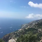 Daire Coastal Cliff, Amalfi