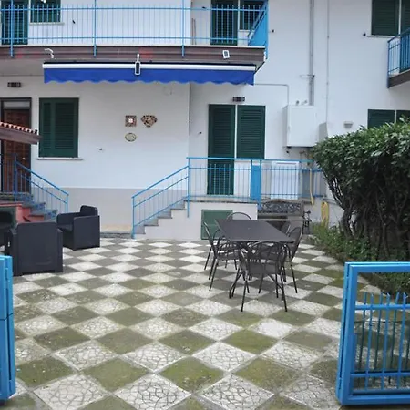Coastal Cliff, Amalfi Apartment