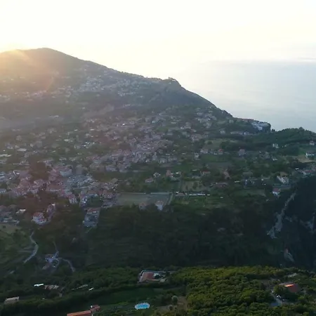 Coastal Cliff, Amalfi Apartment