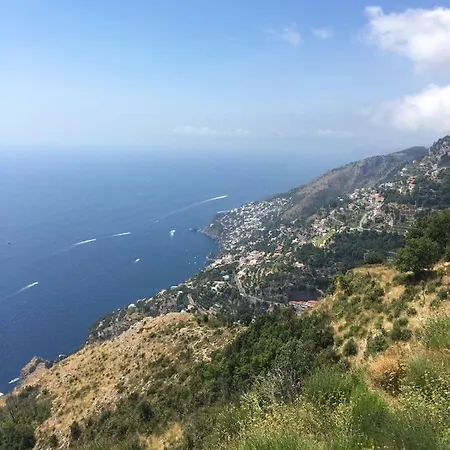 Coastal Cliff, Amalfi Apartment Pianillo